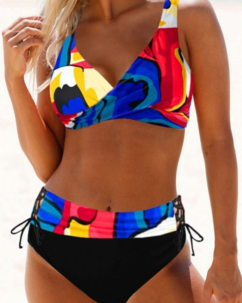 Sara | Cheerful and Colorful Bikini
