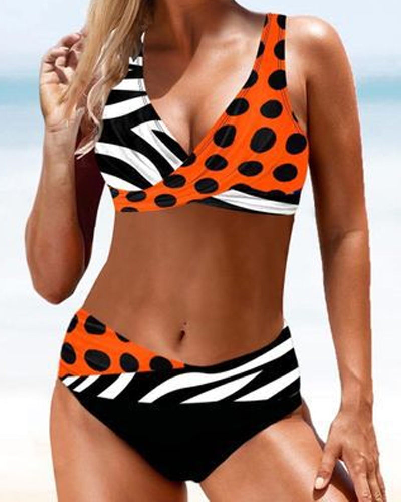 Sara | Cheerful and Colorful Bikini