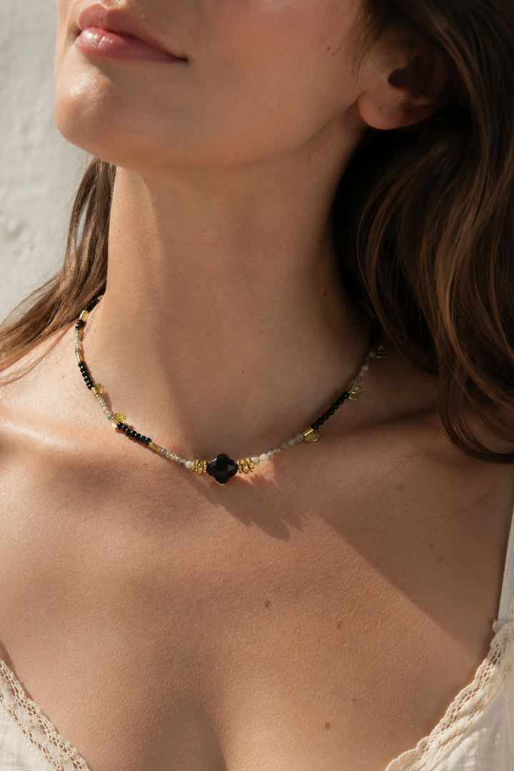Black Shelly Necklace