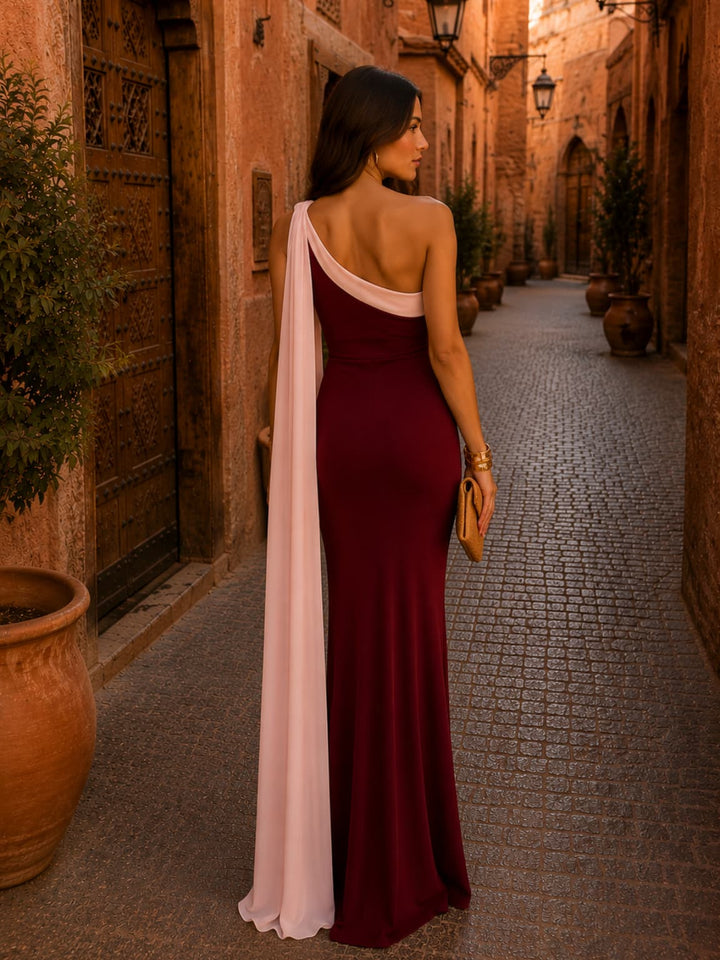 Nadia | Dress in Bordeaux