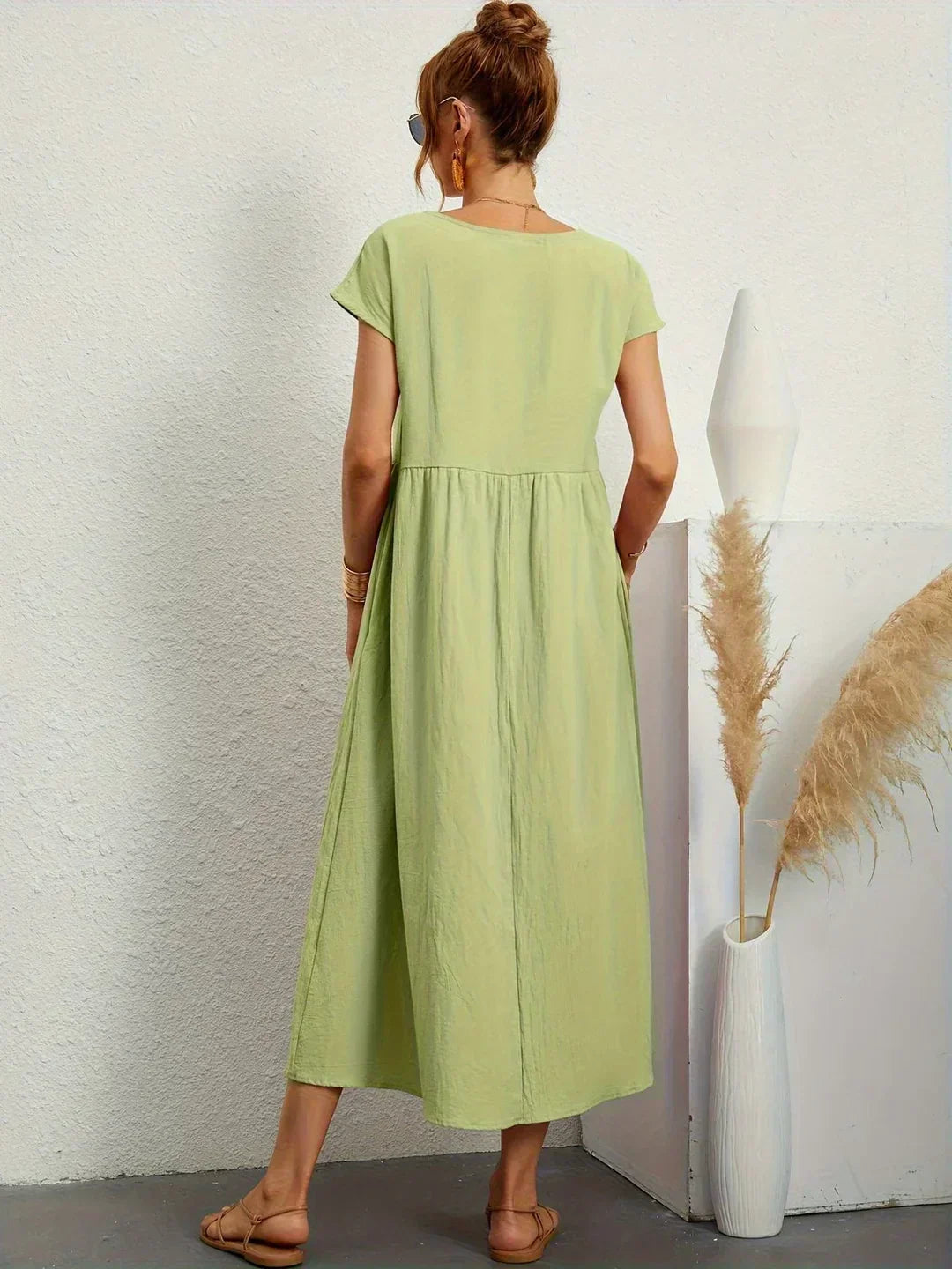 Robyn | Fluid Midi Dress