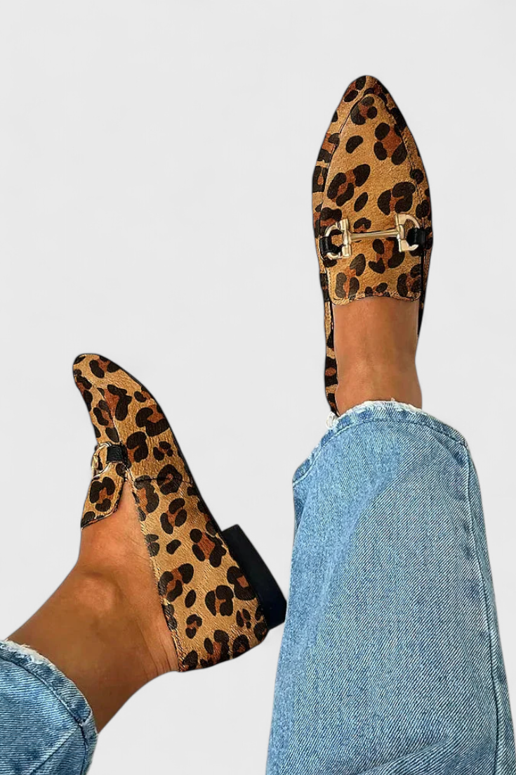 Rain | Elegant Loafers with Engraved Pattern and Subtle Heel